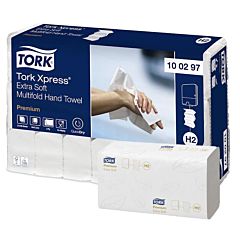 A case of Tork Xpress had towels with an individual pack in front. 